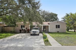 6040 Sw 32nd St, Miramar