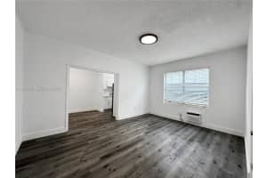 900 Jefferson Ave 5, Miami Beach