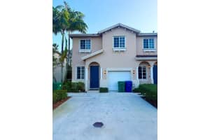 1364 Nw 214th Ter 1364, Miami Gardens