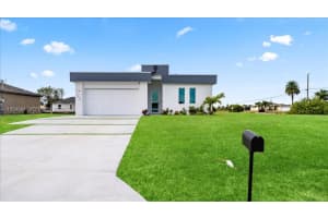 1222 Nelson Rd N, Cape Coral