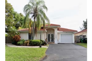 5763 Nw 97th Ct, Doral