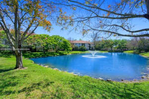 10161 W Sunrise Blvd 304, Plantation