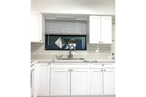 301 Sw 10th Ter 1, Hallandale Beach 301 Sw 10th Ter 1, Hallandale Beach