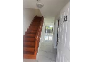 1551 W 7th Ct 23, Hialeah
