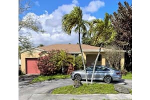4361 Sw 3rd St, Miami