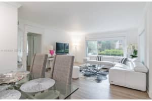 286 Bal Bay Dr 4, Bal Harbour