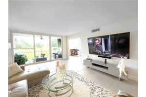 2671 S Course Dr 109, Pompano Beach