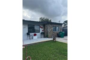 3300 Nw 209th Ter B, Miami Gardens