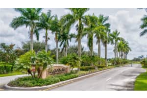 001 Sw 215 Av, Homestead