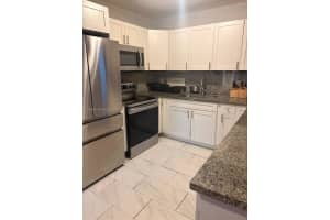 1431 Fletcher St, Hollywood