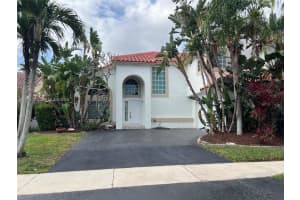 1075 Spyglass, Weston