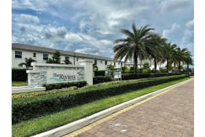 2661 Se 10th St 2661, Homestead