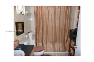 2022 Ne 167th St 3-144, North Miami Beach