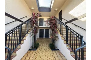 8425 Harding Ave 5, Miami Beach 8425 Harding Ave 5, Miami Beach