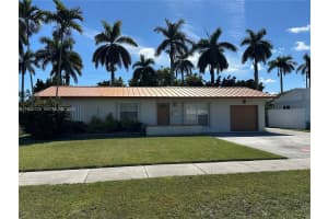 9070 Sw 183rd Ter, Palmetto Bay