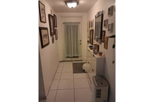 9221 Sunrise Lakes Blvd 204, Sunrise 9221 Sunrise Lakes Blvd 204, Sunrise