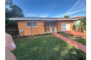 828 El Rado St, Coral Gables