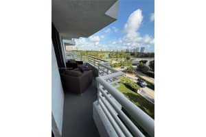 3300 Ne 192nd St 808, Aventura