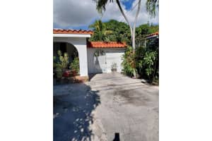 3503 Sw 24th Street 3503, Miami