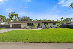 8360 Sw 148th Dr, Palmetto Bay
