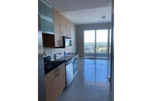 60 Sw 13th St 1603, Miami