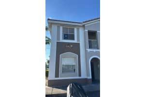 2826 Se 16th Pl 203, Homestead