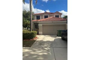 948 Nw Phoenix Way, Weston