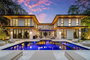 6003 Sw 80th St, South Miami