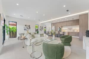 2435 Ne 18th St, Fort Lauderdale