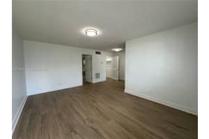 110 Ne 19th Ave 14, Deerfield Beach