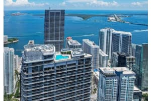 1000 Brickell Plz 4212, Miami