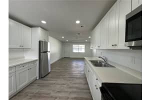 116 Nw 2nd Ave B, Hallandale Beach