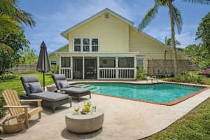 8075 Se Palm St, Hobe Sound