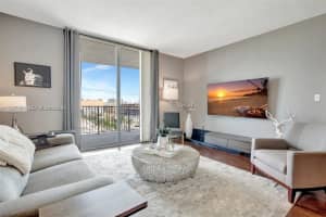 140 S Dixie Hwy 619, Hollywood