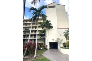 2322 S Cypress Bend Dr 711, Pompano Beach