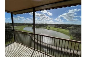 3001 W Rolling Hills Cir 705, Davie
