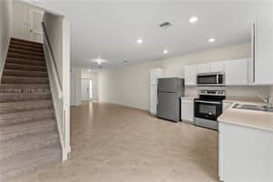 433 Ne 12th St 433, Florida City