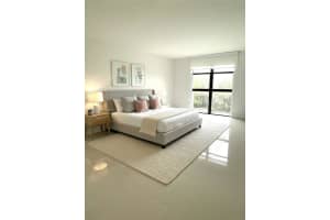 2000 Towerside Ter 407, Miami