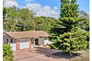 6385 Sw 25th St, Miami