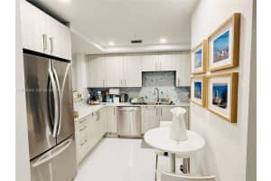 10950 Nw 82nd St 104, Doral