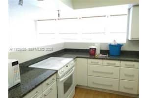 701 Three Islands Blvd 407, Hallandale Beach