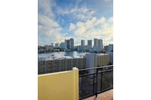 401 Golden Isles Dr 1114, Hallandale Beach 401 Golden Isles Dr 1114, Hallandale Beach