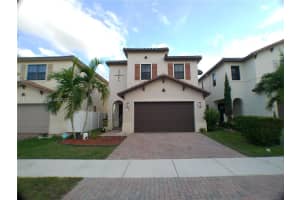 3308 W 95th Ter, Hialeah
