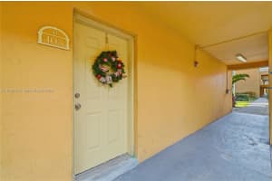 18101 Nw 68th Avenue B105, Hialeah