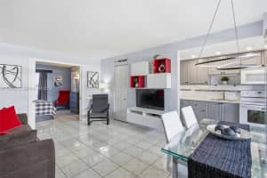 3133 S Ocean Dr 218, Hallandale Beach