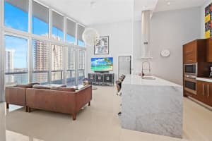 495 Ne Brickell Ave 2204, Miami
