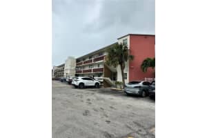 1790 79th St Cswy B107, North Bay Village