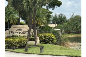 5580 Lakeside Dr 205, Margate