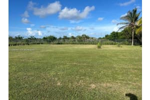 10305 Sw 248th St, Homestead