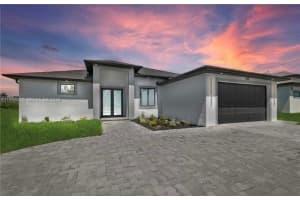 324 El Dorado Blvd S, Cape Coral